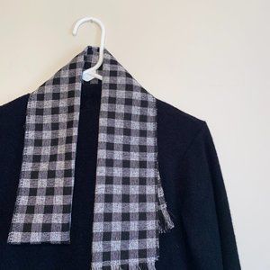 Black and white checkered sweater suit, Size M